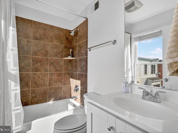 908 Montgomery Street, Alexandria VA 22314