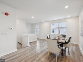 140A Gaslight Alley, Bensalem PA 19020