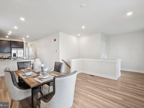 140A Gaslight Alley, Bensalem PA 19020