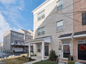 140A Gaslight Alley, Bensalem PA 19020