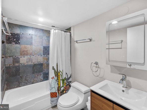 4500 S Four Mile Run Drive 222, Arlington VA 22204