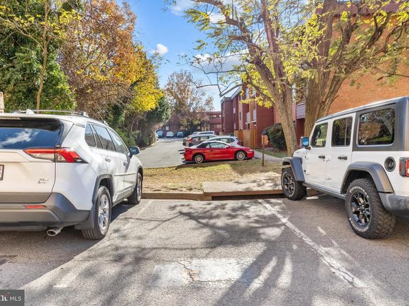 4500 S Four Mile Run Drive 222, Arlington VA 22204