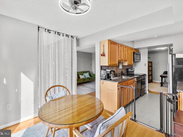 4500 S Four Mile Run Drive 222, Arlington VA 22204