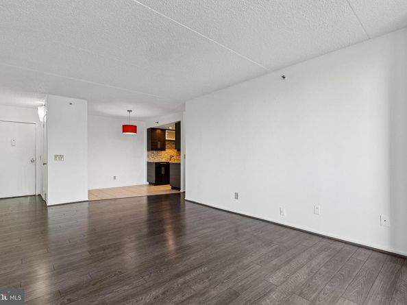 5911 Edsall Road 801, Alexandria VA 22304