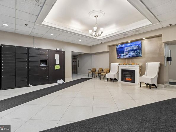 5911 Edsall Road 801, Alexandria VA 22304