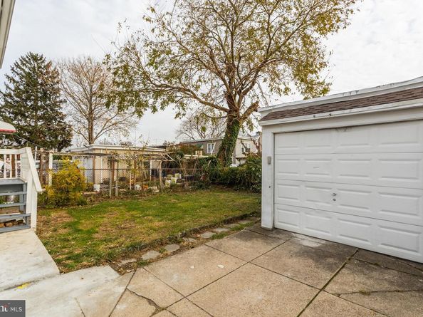 7210 Spruce Street, Upper Darby PA 19082