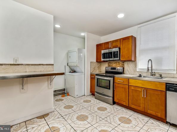 3105 N Hutchinson Street, Philadelphia PA 19133