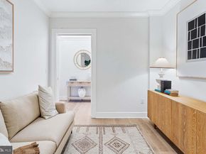 6718 Lowell Avenue 406, Mclean VA 22101