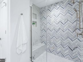 6718 Lowell Avenue 406, Mclean VA 22101