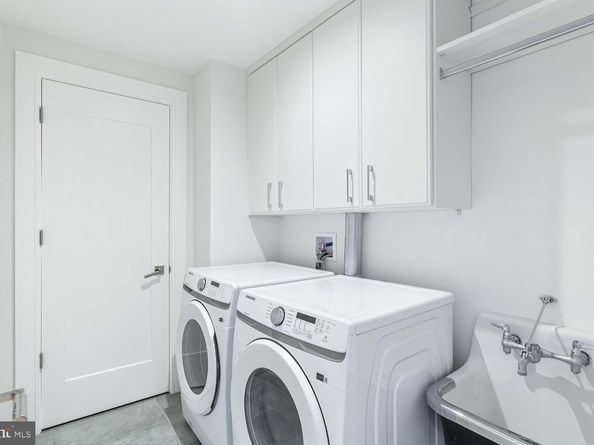 6718 Lowell Avenue 406, Mclean VA 22101