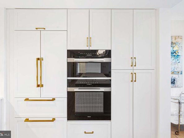 6718 Lowell Avenue 406, Mclean VA 22101