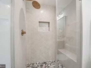2530 Stuart Place, Falls Church VA 22046