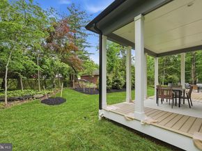 2530 Stuart Place, Falls Church VA 22046