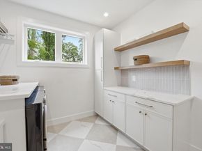 2530 Stuart Place, Falls Church VA 22046