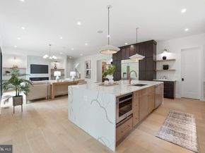 2530 Stuart Place, Falls Church VA 22046