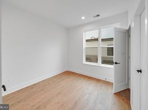 5420 Goshawk Aly, Bethesda MD 20816