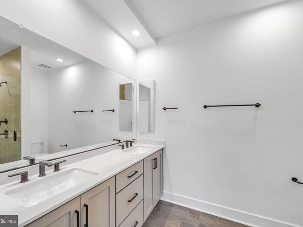 5420 Goshawk Aly, Bethesda MD 20816