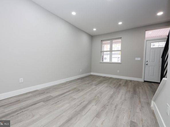 1929 E Pacific Street, Philadelphia PA 19134