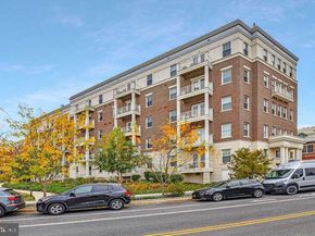 6803 Cameron Drive NW 314, Washington DC 20012