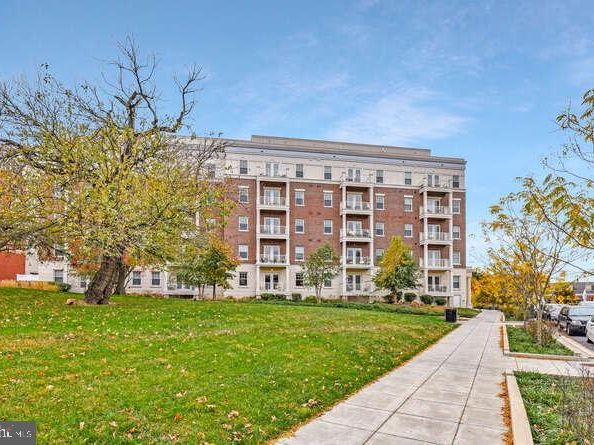 6803 Cameron Drive NW 314, Washington DC 20012