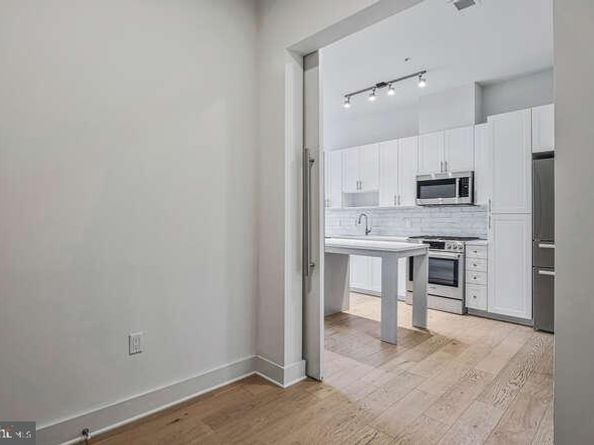 6803 Cameron Drive NW 314, Washington DC 20012