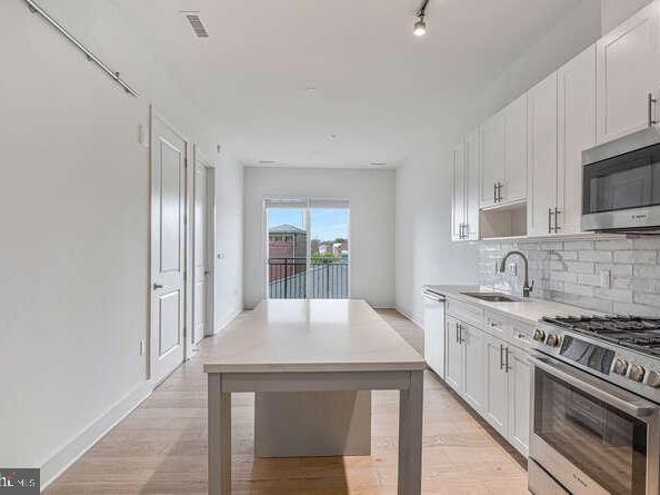 6803 Cameron Drive NW 314, Washington DC 20012