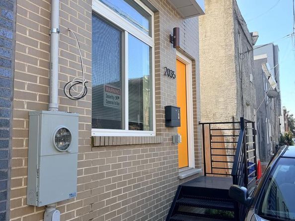 2035 N Orianna Street, Philadelphia PA 19122