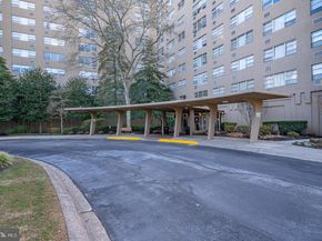 1030 E Lancaster Avenue 702, Bryn Mawr PA 19010