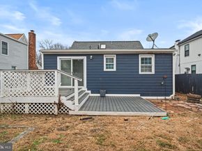 2604 1st Street S, Arlington VA 22204