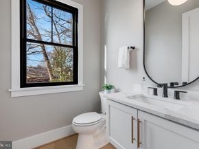 123 Tapawingo Road SW, Vienna VA 22180