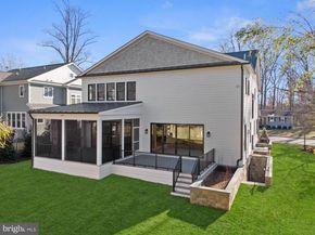 123 Tapawingo Road SW, Vienna VA 22180