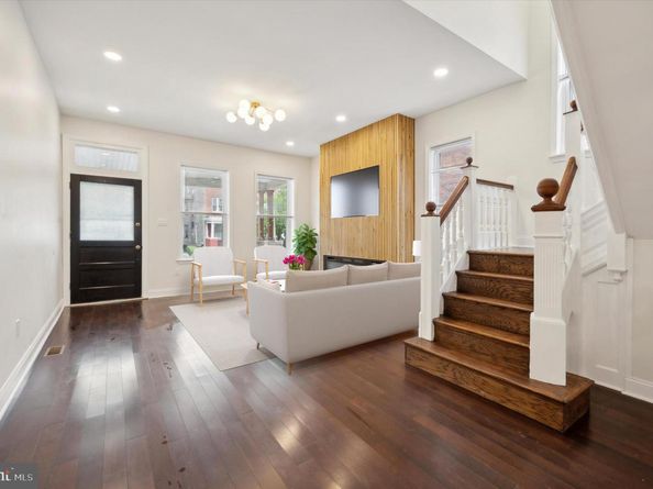 4911 Warrington Avenue, Philadelphia PA 19143