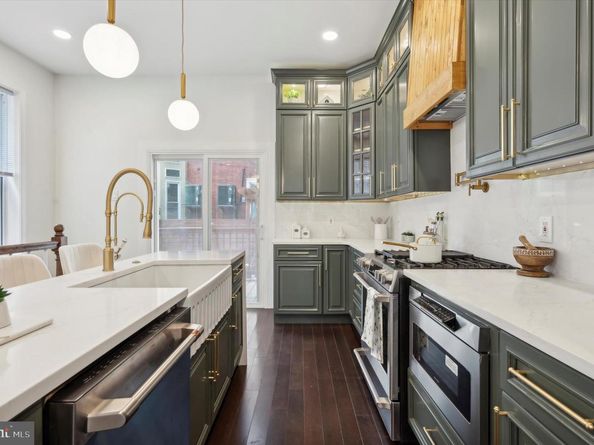 4911 Warrington Avenue, Philadelphia PA 19143