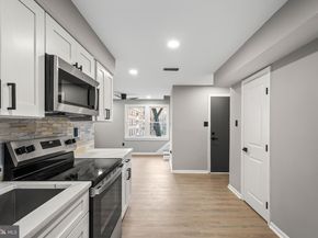 1527 N Colonial Terrace B, Arlington VA 22209