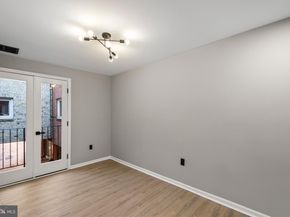 1527 N Colonial Terrace B, Arlington VA 22209