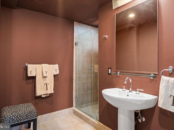 916 G Street NW 803, Washington DC 20001