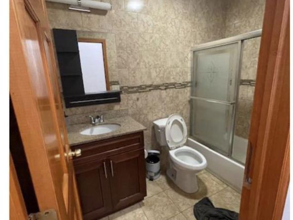 1316 Walnut Street, Philadelphia PA 19107