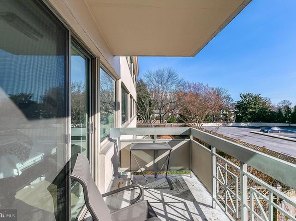 5450 Whitley Park Terrace 209, Bethesda MD 20814