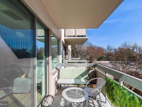 5450 Whitley Park Terrace 209, Bethesda MD 20814