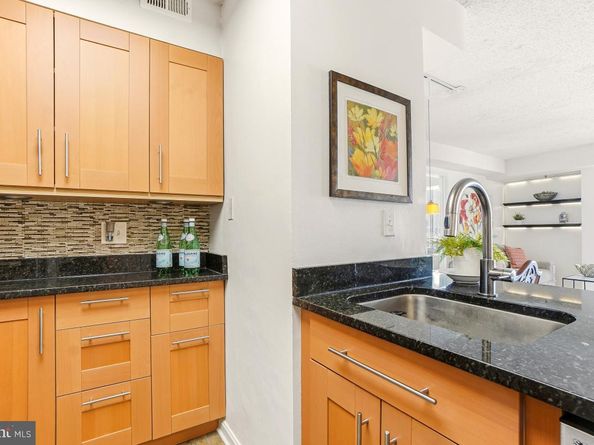 7500 Woodmont Avenue S1016, Bethesda MD 20814