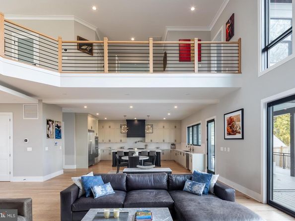 6884 Churchill Road, Mclean VA 22101