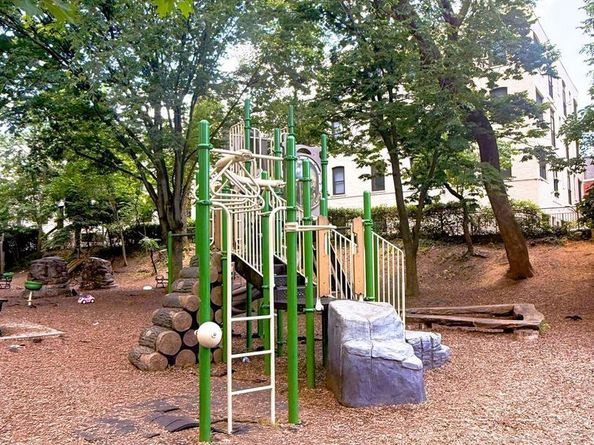 1832 Calvert Street NW 3, Washington DC 20009