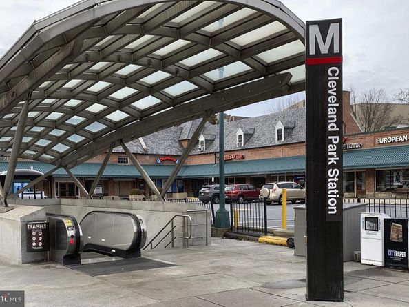 1832 Calvert Street NW 3, Washington DC 20009