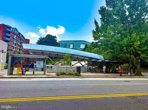 1832 Calvert Street NW 3, Washington DC 20009