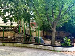 1832 Calvert Street NW 3, Washington DC 20009