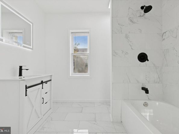 7313 Limekiln Pike, Philadelphia PA 19138