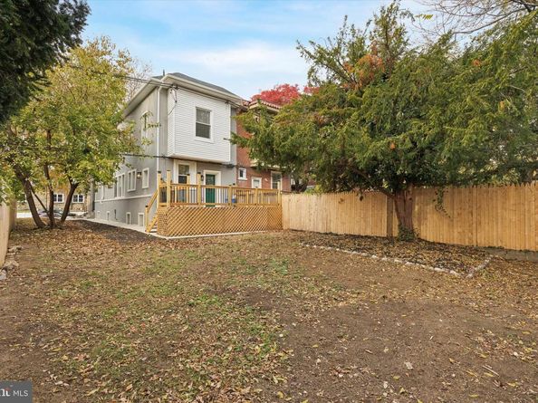 7313 Limekiln Pike, Philadelphia PA 19138