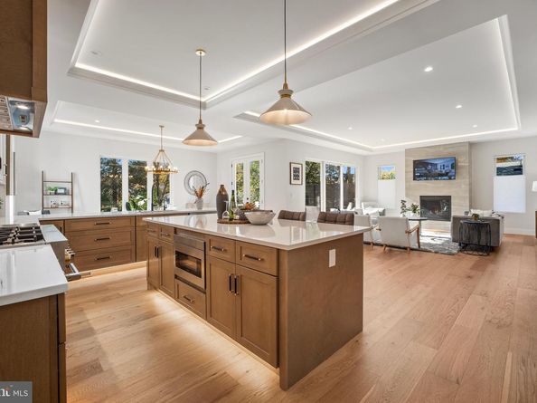 8023 Lewinsville Road, Mclean VA 22102