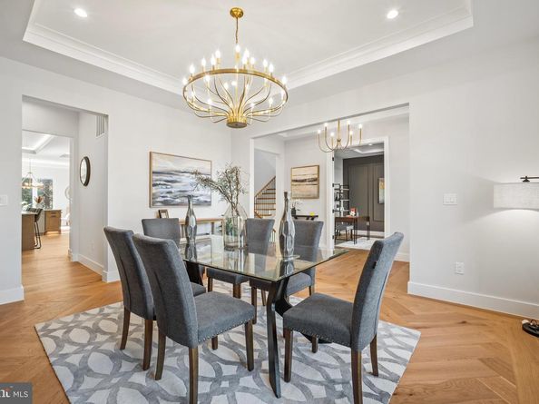 8023 Lewinsville Road, Mclean VA 22102