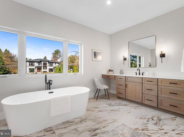 8023 Lewinsville Road, Mclean VA 22102